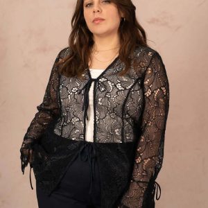 Blouse en dentelle avec nœuds – Blouse Signa