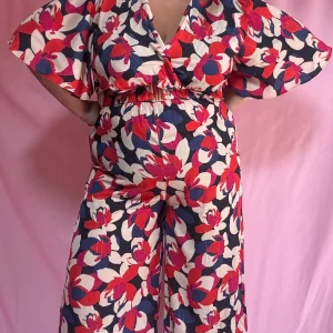 Combinaison Léonora - grande taille motifs rouge bleu blanc et rose manches fluides