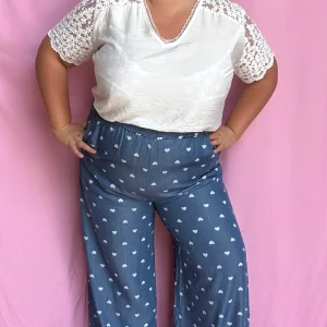 Top Mael - grande taille uni avec détail broderie en transparence bras et dos